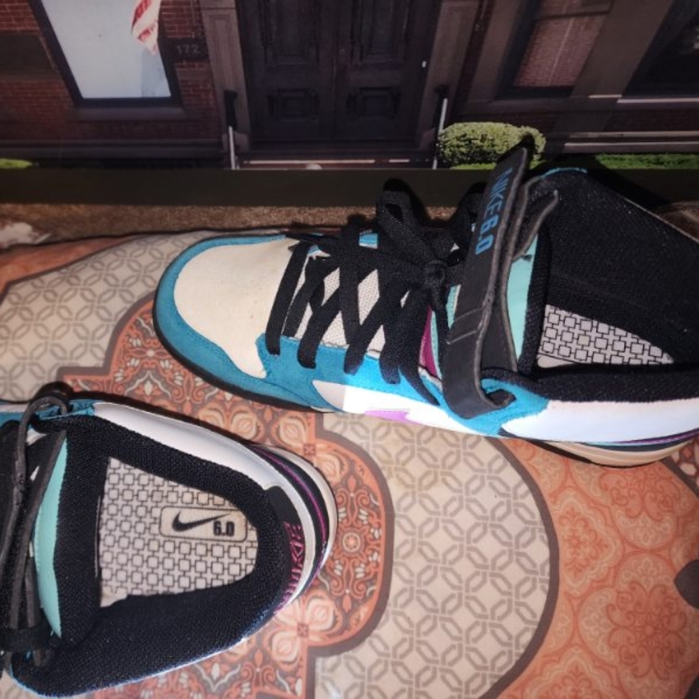 Nike 6.0 Morgans, size 10, Blue with purple - Picture 7 of 10